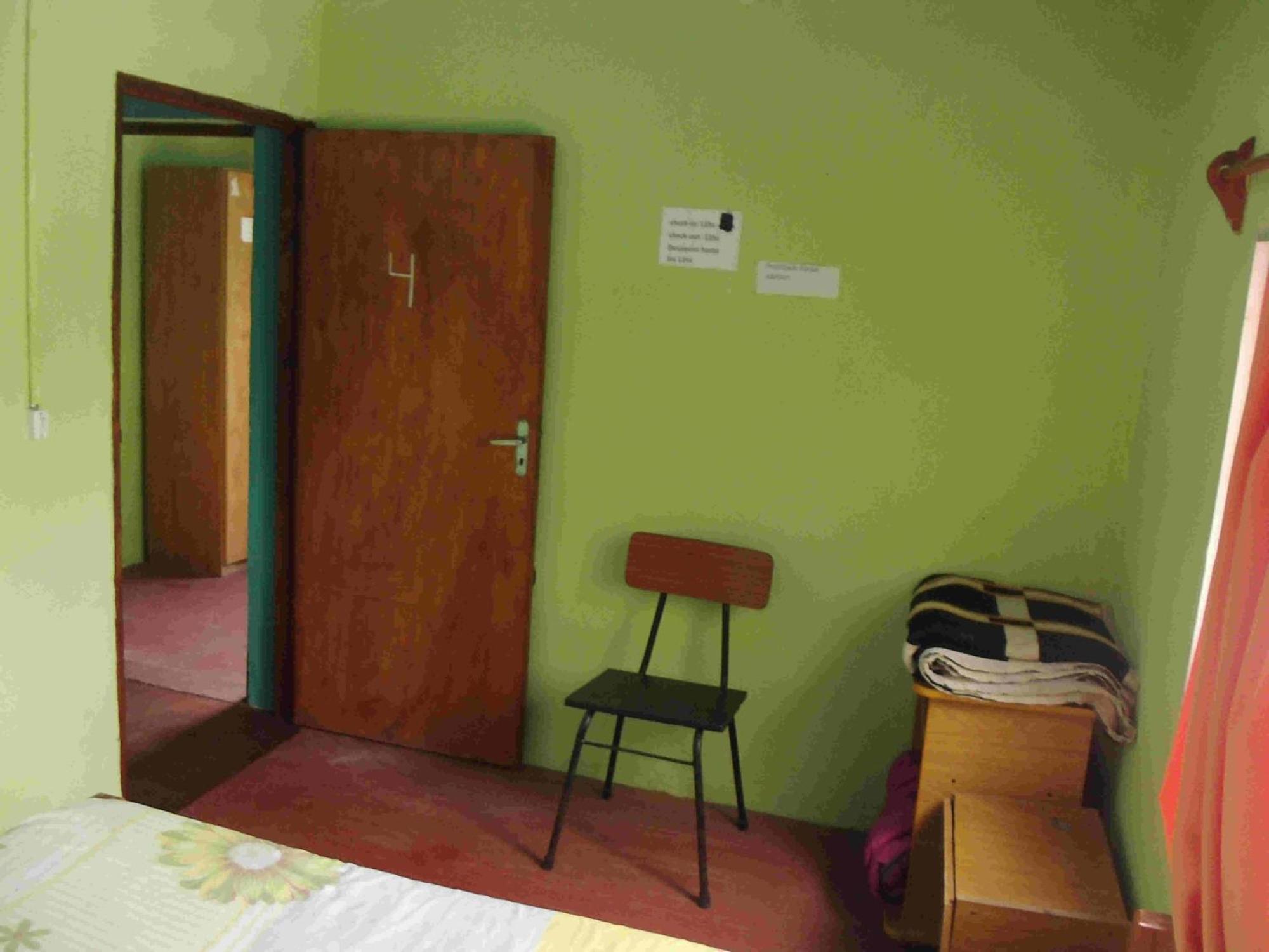 Hostel Lo De Milton バラ・デ・バリサス 部屋 写真