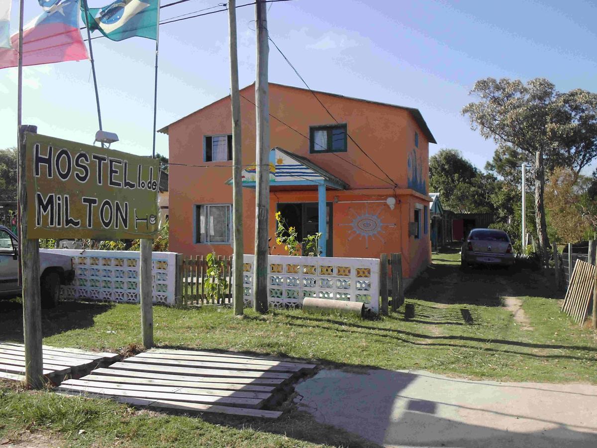 Hostel Lo De Milton バラ・デ・バリサス エクステリア 写真